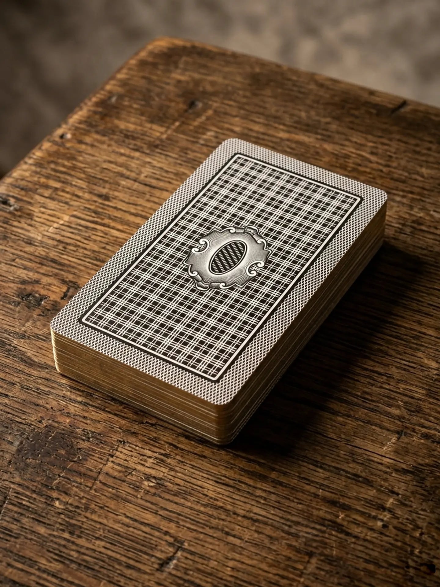 Salzburger Spielkarten auf alten Holztisch